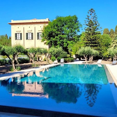 Villa Angelina - Charming Rooms & Apartments Trapani Buitenkant foto