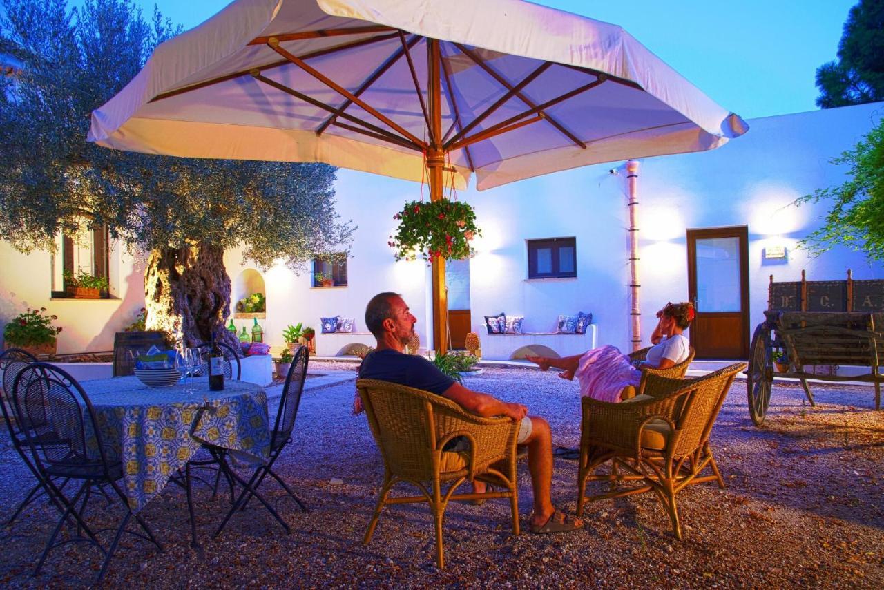 Villa Angelina - Charming Rooms & Apartments Trapani Buitenkant foto