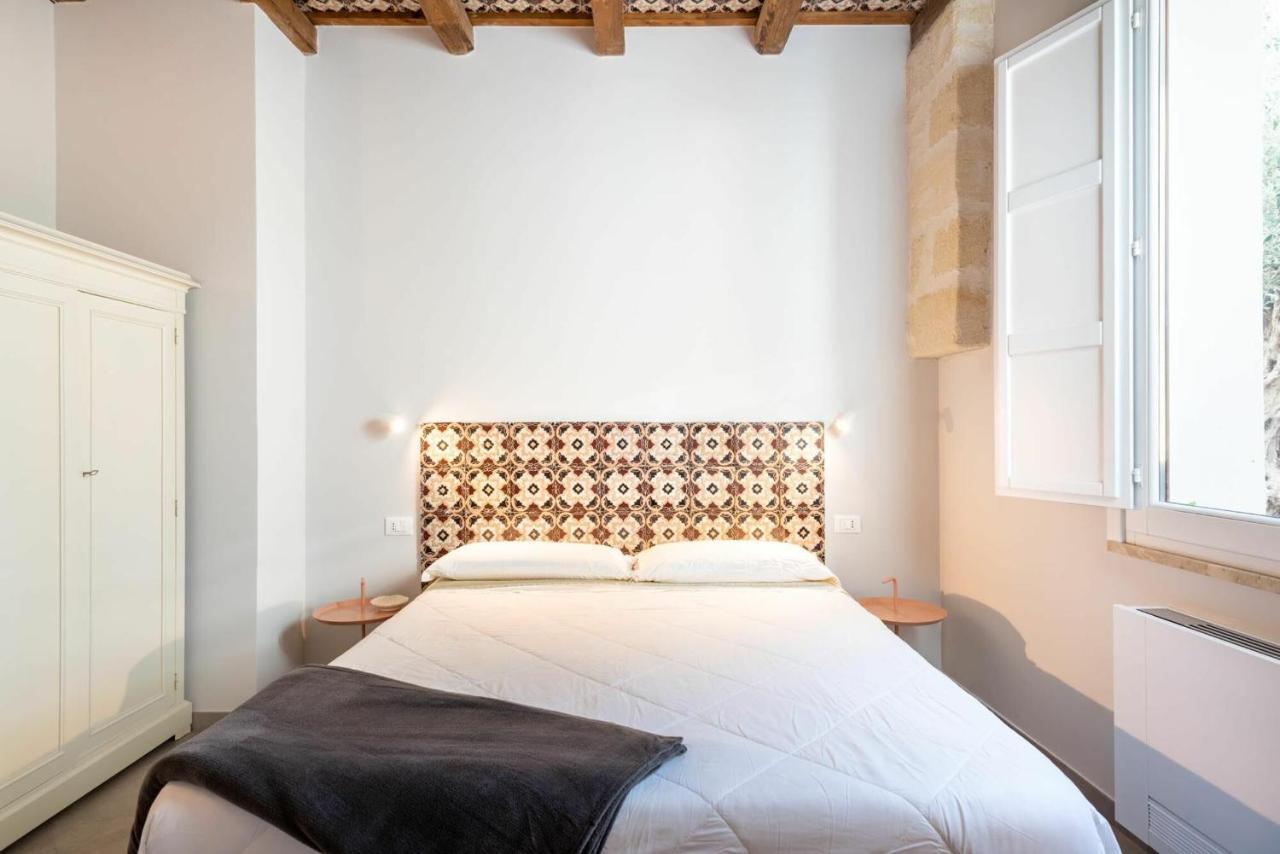 Villa Angelina - Charming Rooms & Apartments Trapani Buitenkant foto