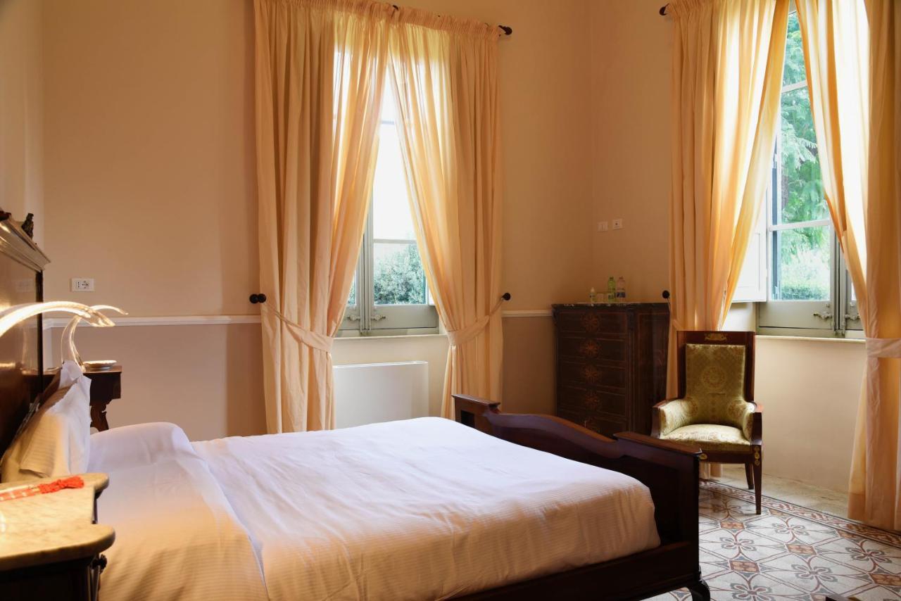 Villa Angelina - Charming Rooms & Apartments Trapani Buitenkant foto