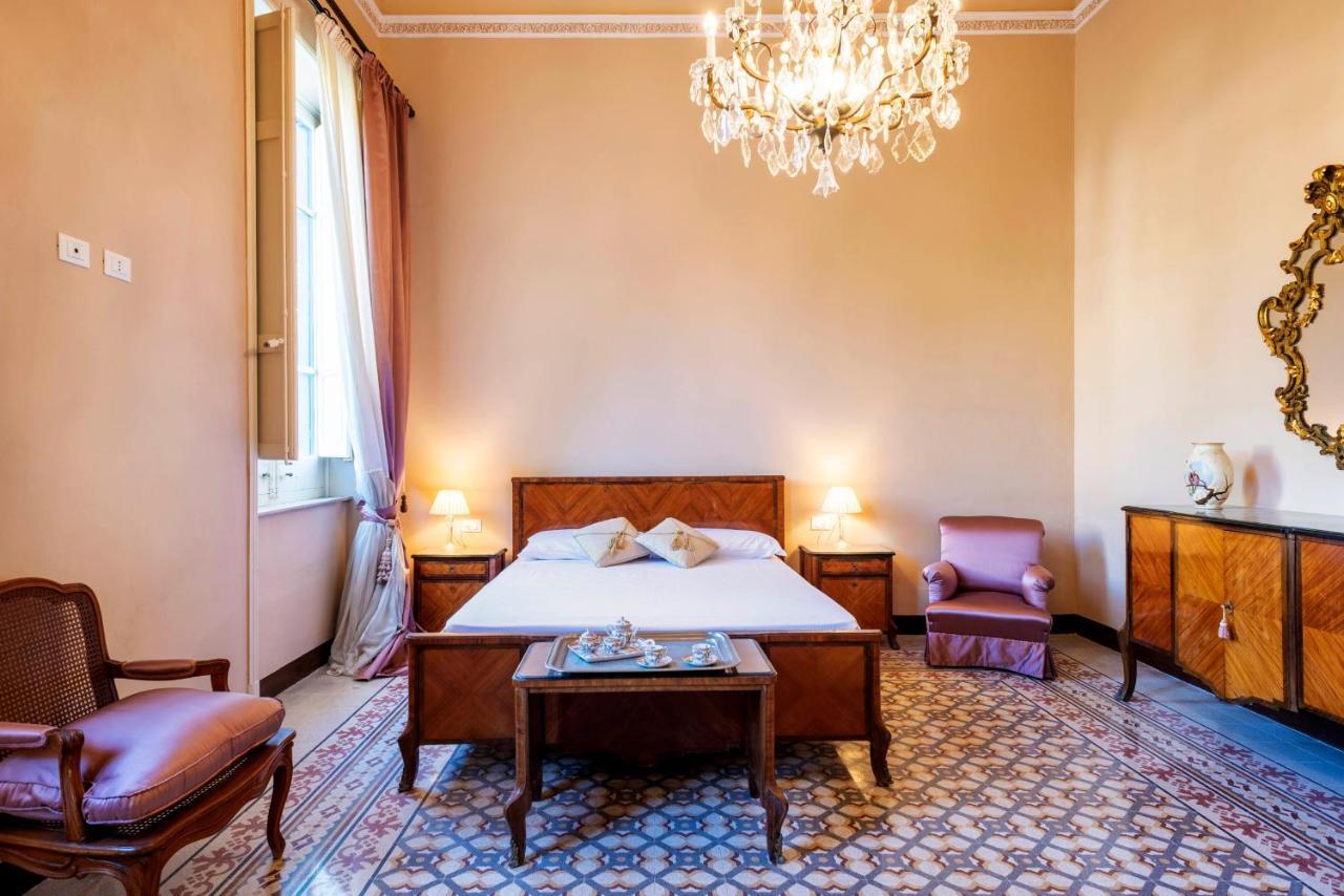 Villa Angelina - Charming Rooms & Apartments Trapani Buitenkant foto