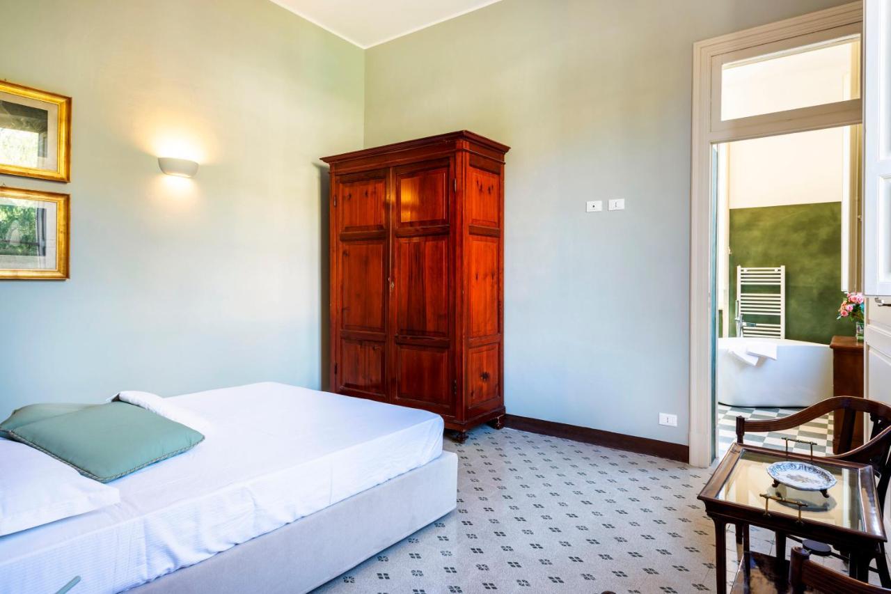 Villa Angelina - Charming Rooms & Apartments Trapani Buitenkant foto