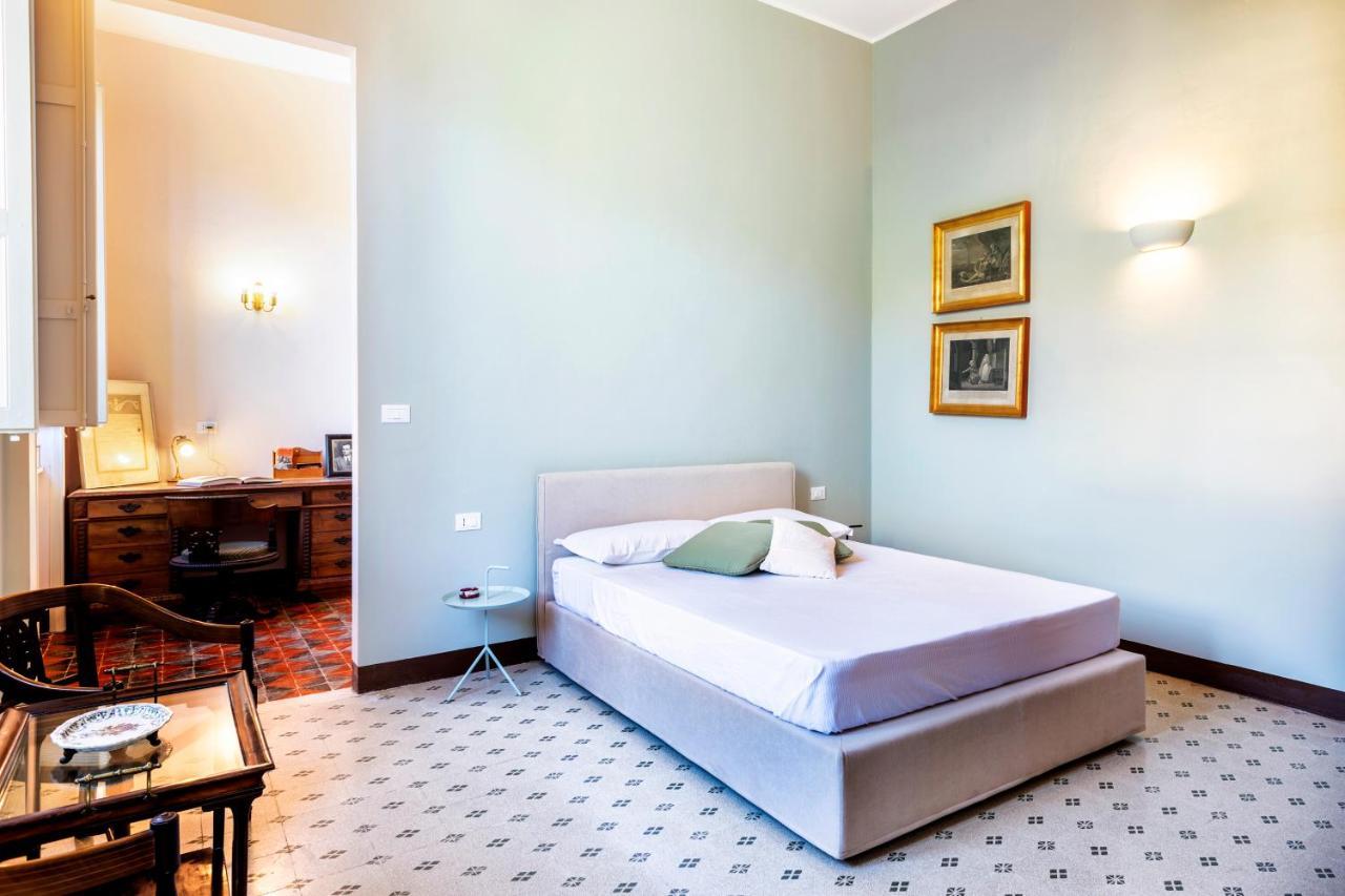 Villa Angelina - Charming Rooms & Apartments Trapani Buitenkant foto